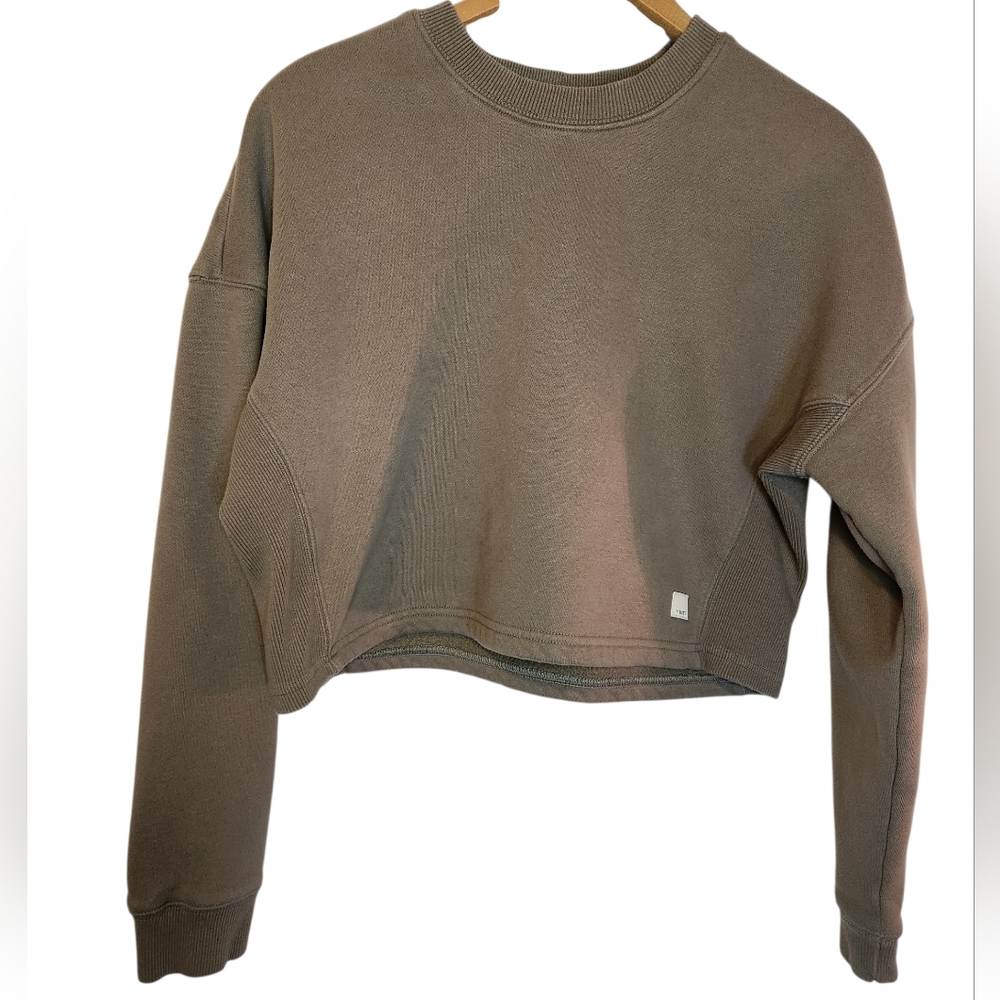 Vuori Women's Sweatshirt in Taupe